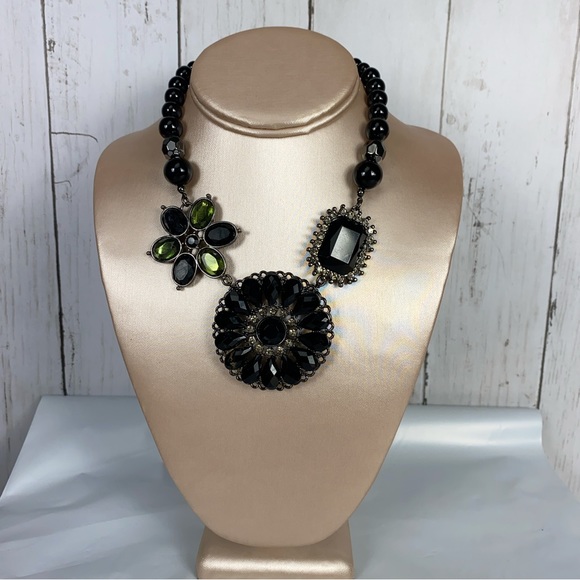 Premier Designs Necklace Black Green Beads Flower Brooch Rhinestone Crochet - Picture 3 of 7